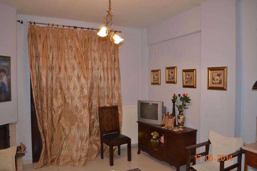 Hotel Mouson Melathron Elafina Habitación foto